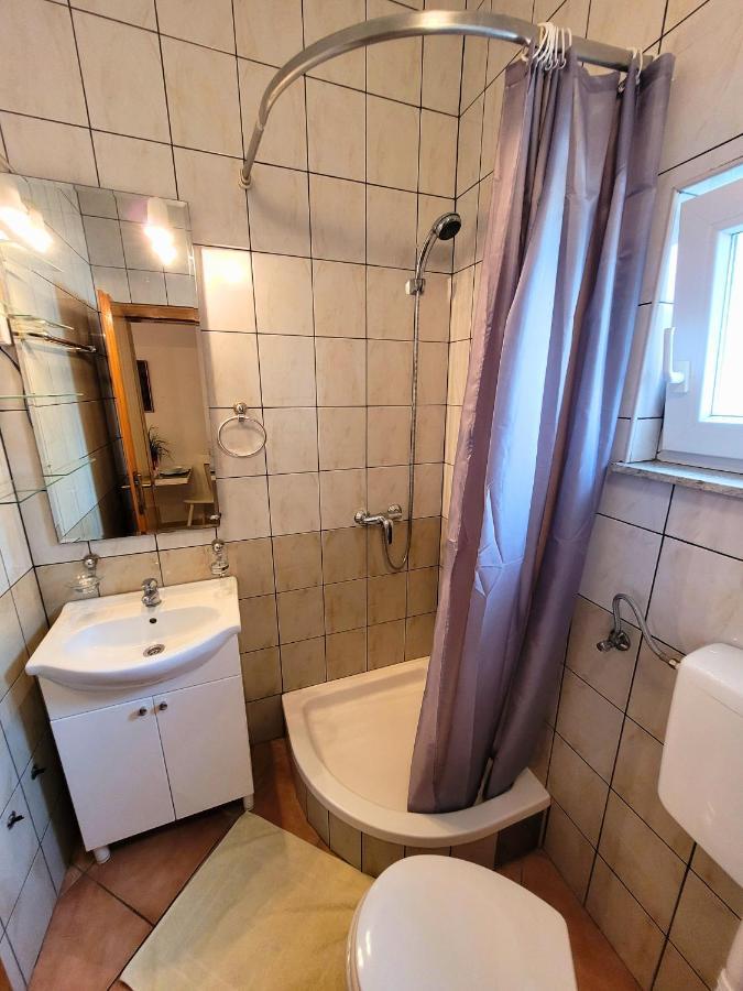 Apartment Jelena Vir Bagian luar foto