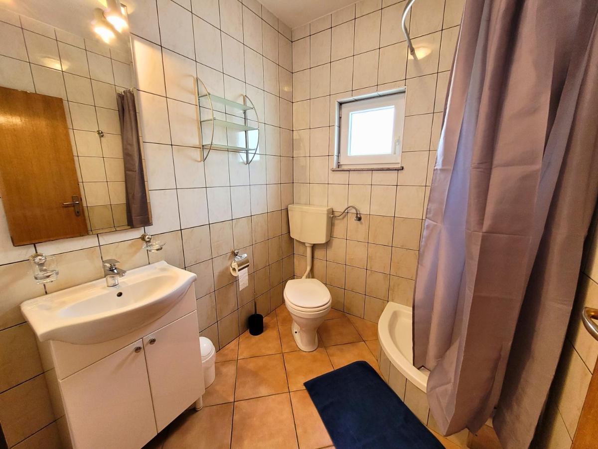 Apartment Jelena Vir Bagian luar foto